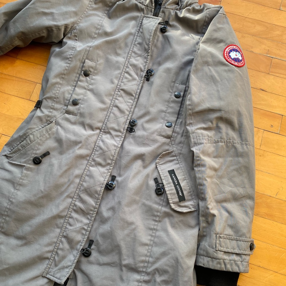 Grey Canada Goose Jacket - Picture 2 of 13